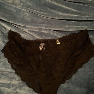NWT torrid size 6 cheeky black lace panties
